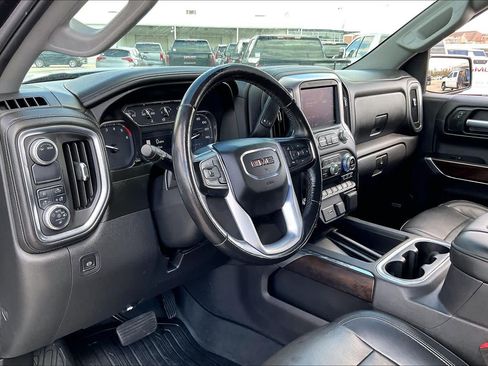 Used 2020 GMC Sierra 1500 SLT RWD image 17