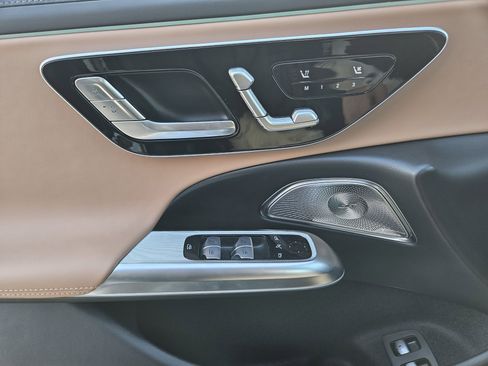 New 2026 Mercedes-Benz E 53 AMG e 4MATIC Sedan image 22