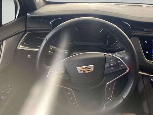 Used 2024 Cadillac XT5 Premium Luxury AWD/4WD image 9