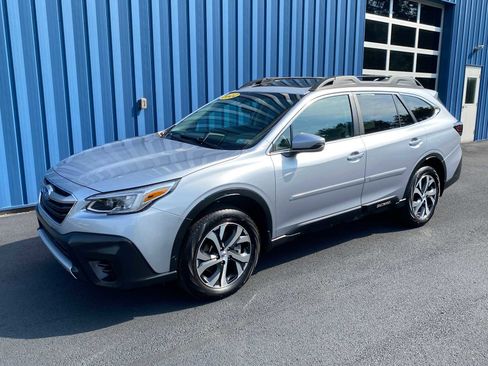 Used 2022 Subaru Outback Limited w/ Popular Package #2 image 2