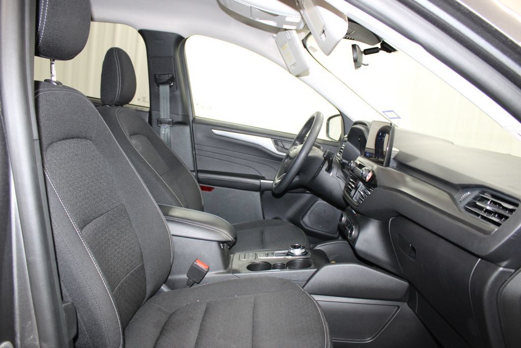 Used 2025 Ford Escape Active FWD image 22