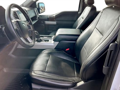 Used 2016 Ford F150 Lariat image 11