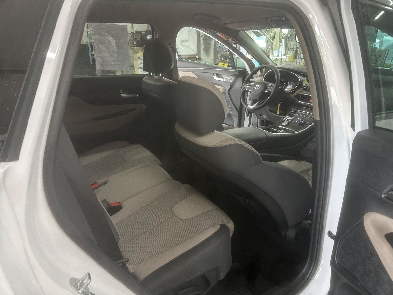 Used 2023 Hyundai Santa Fe SE AWD/4WD image 27