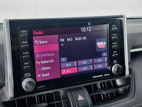 Used 2019 Toyota RAV4 XLE w/ Convenience Package FWD image 21