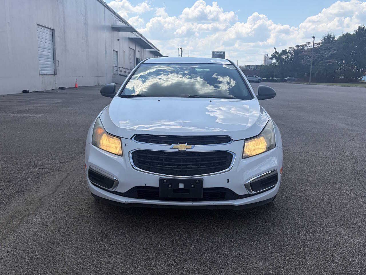 Used 2016 Chevrolet Cruze LS FWD image 2