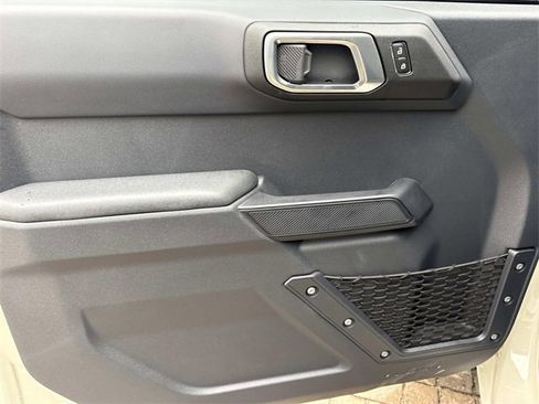 New 2025 Ford Bronco 4-Door image 19