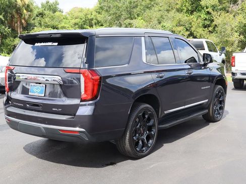 Certified 2023 GMC Yukon SLT w/ SLT Premium Package AWD/4WD image 9
