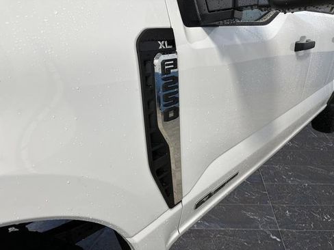 New 2026 Ford F250 XL w/ XL Off-Road Package AWD/4WD image 31