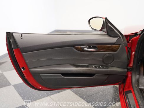 Used 2013 BMW Z4 sDrive35i RWD image 38