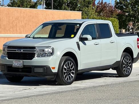 Used 2022 Ford Maverick Lariat image 8