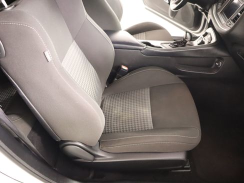 Used 2021 Dodge Challenger R/T image 12