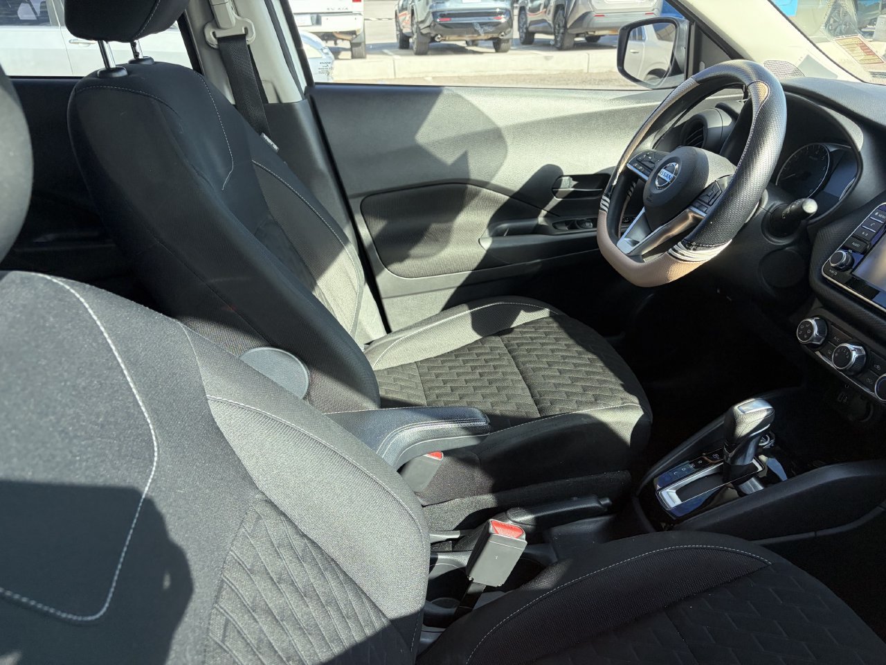 Used 2021 Nissan Kicks S FWD image 11