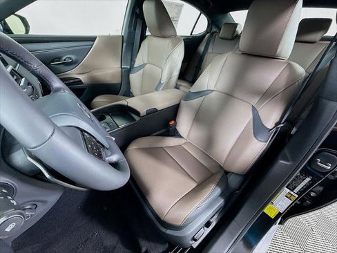 Certified 2025 Lexus ES 350 w/ Premium Package FWD image 16