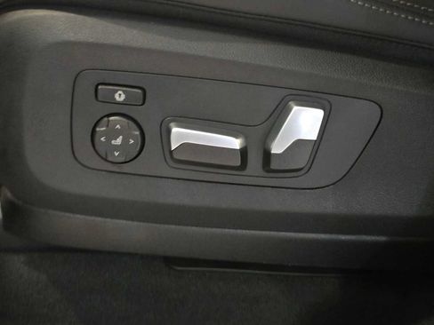 Used 2026 BMW X5 xDrive50e w/ M Sport Package AWD/4WD image 23