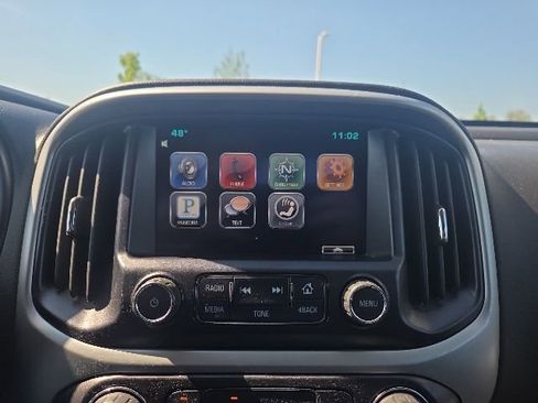 Used 2015 Chevrolet Colorado LT w/ Luxury Package AWD/4WD image 23