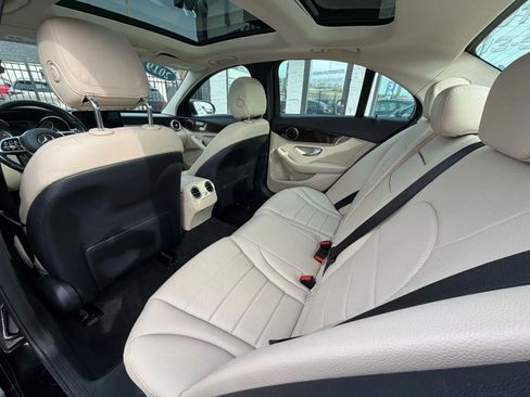 Used 2019 Mercedes-Benz C 300 4MATIC Sedan image 42