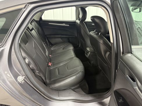 Used 2014 Ford Fusion Titanium image 9