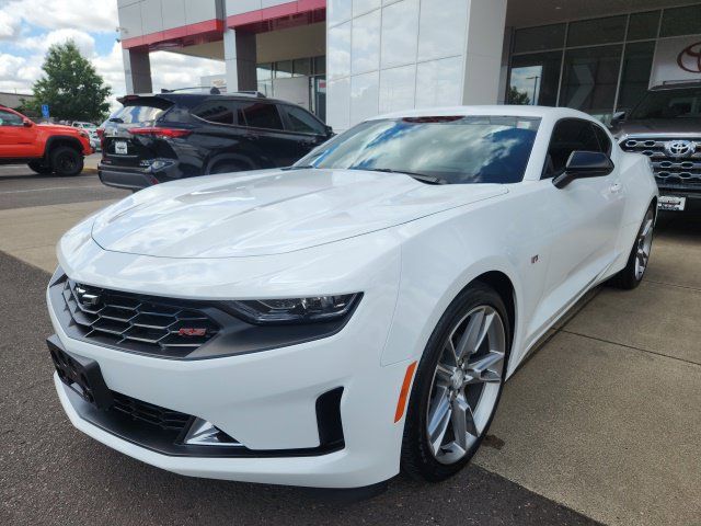 Used 2024 Chevrolet Camaro LT w/ RS Package RWD image 6