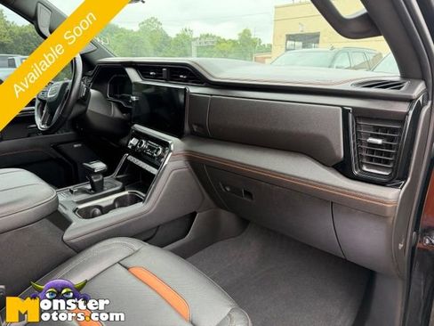 Used 2023 GMC Sierra 1500 AT4 w/ AT4 Premium Package AWD/4WD image 13