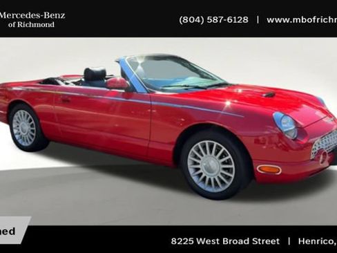 Used 2005 Ford Thunderbird RWD image 4