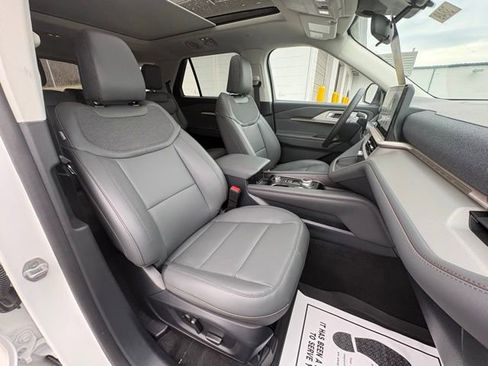 New 2026 Ford Explorer Active w/ Active Comfort Package image 30