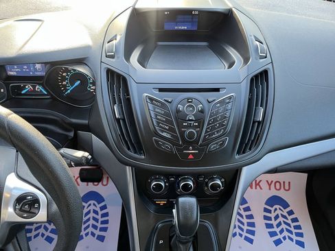 Used 2015 Ford Escape SE AWD/4WD image 16