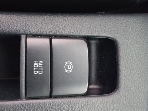 Used 2024 Kia Seltos SX w/ SX Sunroof Package image 32