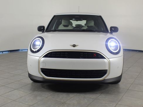 Used 2025 MINI Cooper S image 6