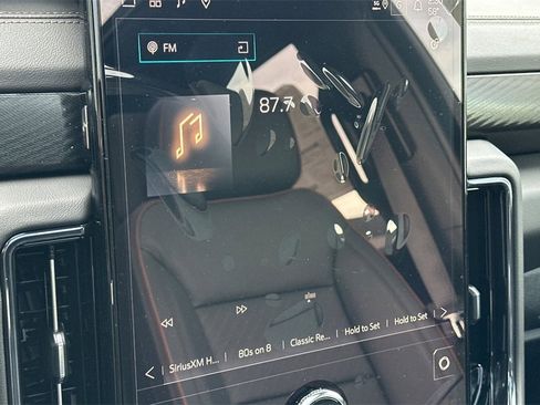 New 2026 GMC Yukon XL AT4 w/ AT4 Premium Plus Package image 18