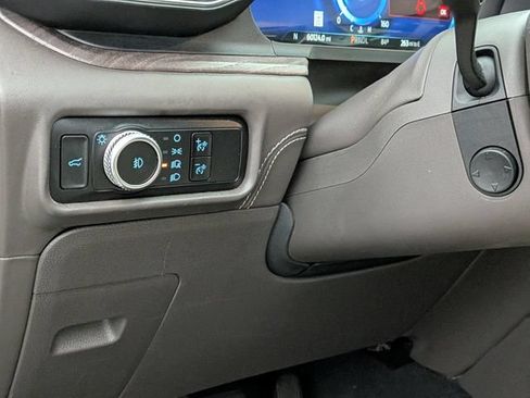 Certified 2023 Ford Explorer Platinum w/ Technology Package AWD/4WD image 13