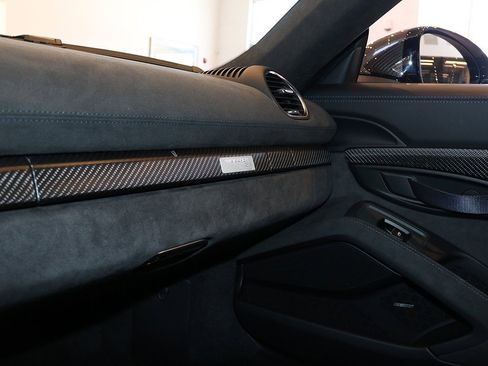 Used 2024 Porsche 718 Cayman GT4 RS image 42