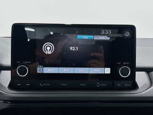 Used 2025 Honda Accord LX image 19