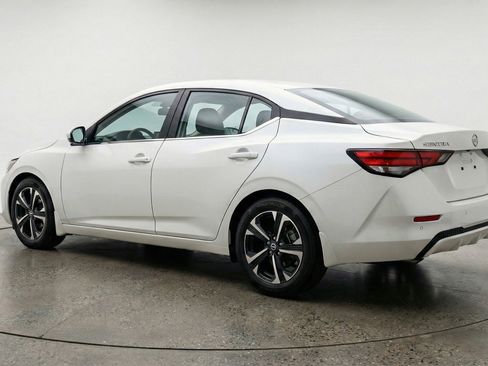 Used 2025 Nissan Sentra SV FWD image 6