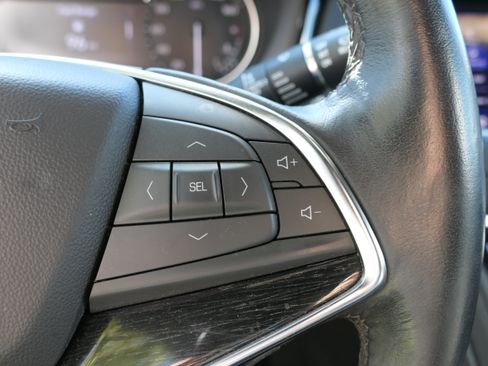 Certified 2023 Cadillac XT5 Premium Luxury FWD image 16