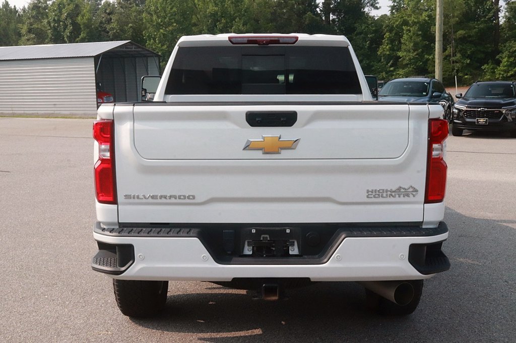Used 2024 Chevrolet Silverado 2500 High Country w/ Technology Package AWD/4WD image 5