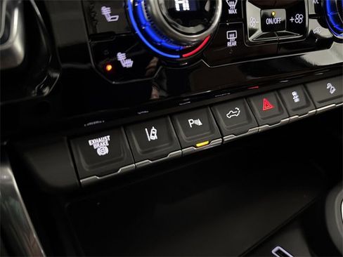 New 2026 GMC Sierra 2500 Denali Ultimate w/ Max Trailering Package image 34