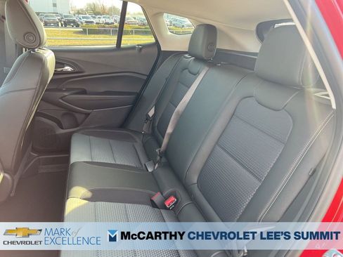 New 2026 Chevrolet Trax LT w/ Driver Confidence Package image 37