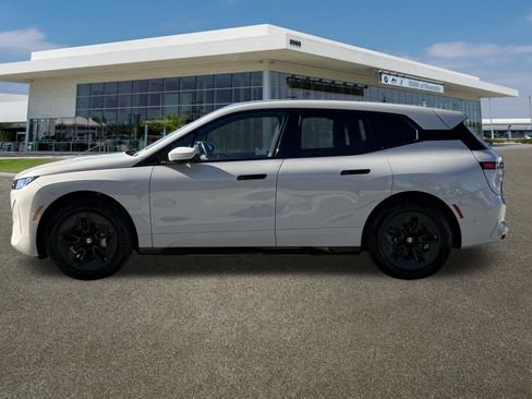 Used 2026 BMW iX xDrive60 image 6
