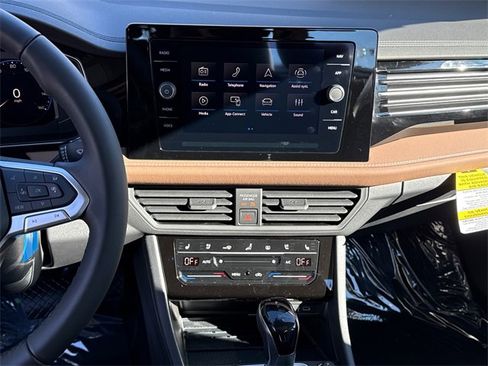 New 2026 Volkswagen Jetta SEL image 15