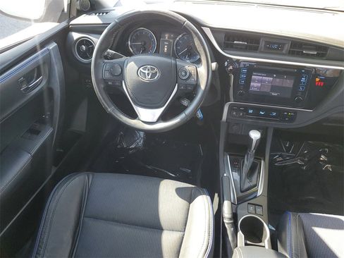 Used 2019 Toyota Corolla SE image 14