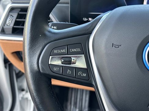 Used 2023 BMW i4 eDrive35 w/ Premium Package image 18