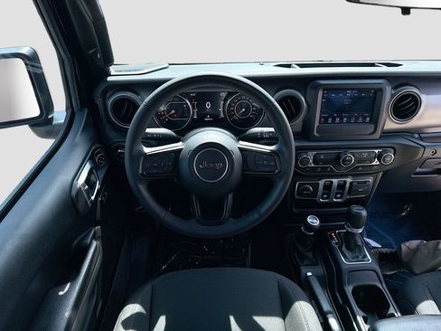 Used 2023 Jeep Wrangler Sport AWD/4WD image 15