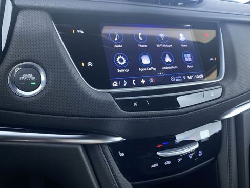 New 2025 Cadillac XT6 Luxury w/ LPO, Blue Accent Package AWD/4WD image 5