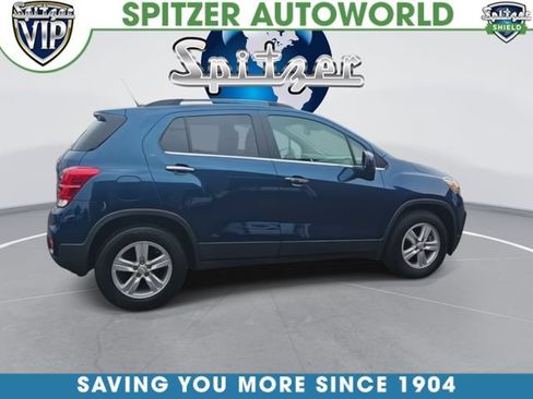 Used 2020 Chevrolet Trax LT w/ LT Convenience Package FWD image 8