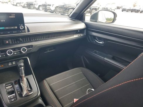 Used 2023 Honda CR-V Sport image 11