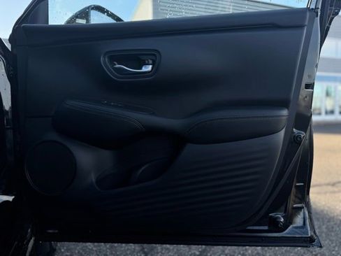 New 2026 Honda HR-V EX-L image 14