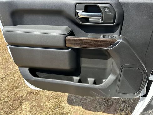 New 2026 GMC Sierra 3500 SLE w/ SLE Convenience Package RWD image 22
