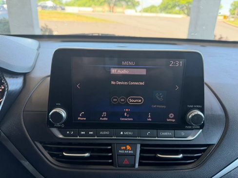 Used 2020 Nissan Altima 2.5 S FWD image 16