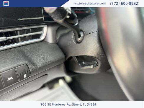 Used 2023 Hyundai Elantra Limited FWD image 62