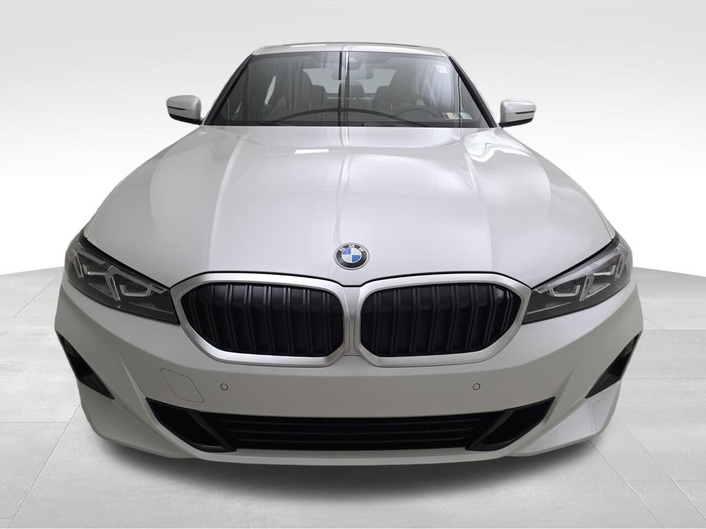 Certified 2023 BMW 330i xDrive Sedan w/ Driving Assistance Package AWD/4WD image 4